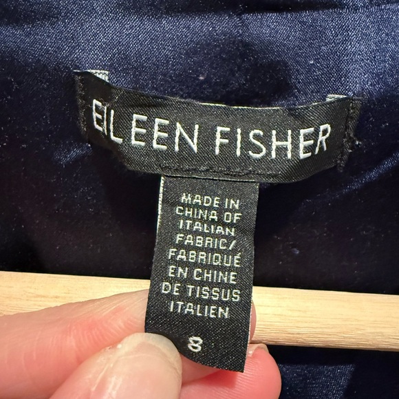 Eileen Fisher Navy Italian fabric Blazer size 8 - Picture 4 of 9